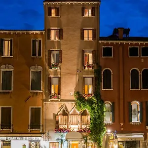 3* Hotell Santo Stefano